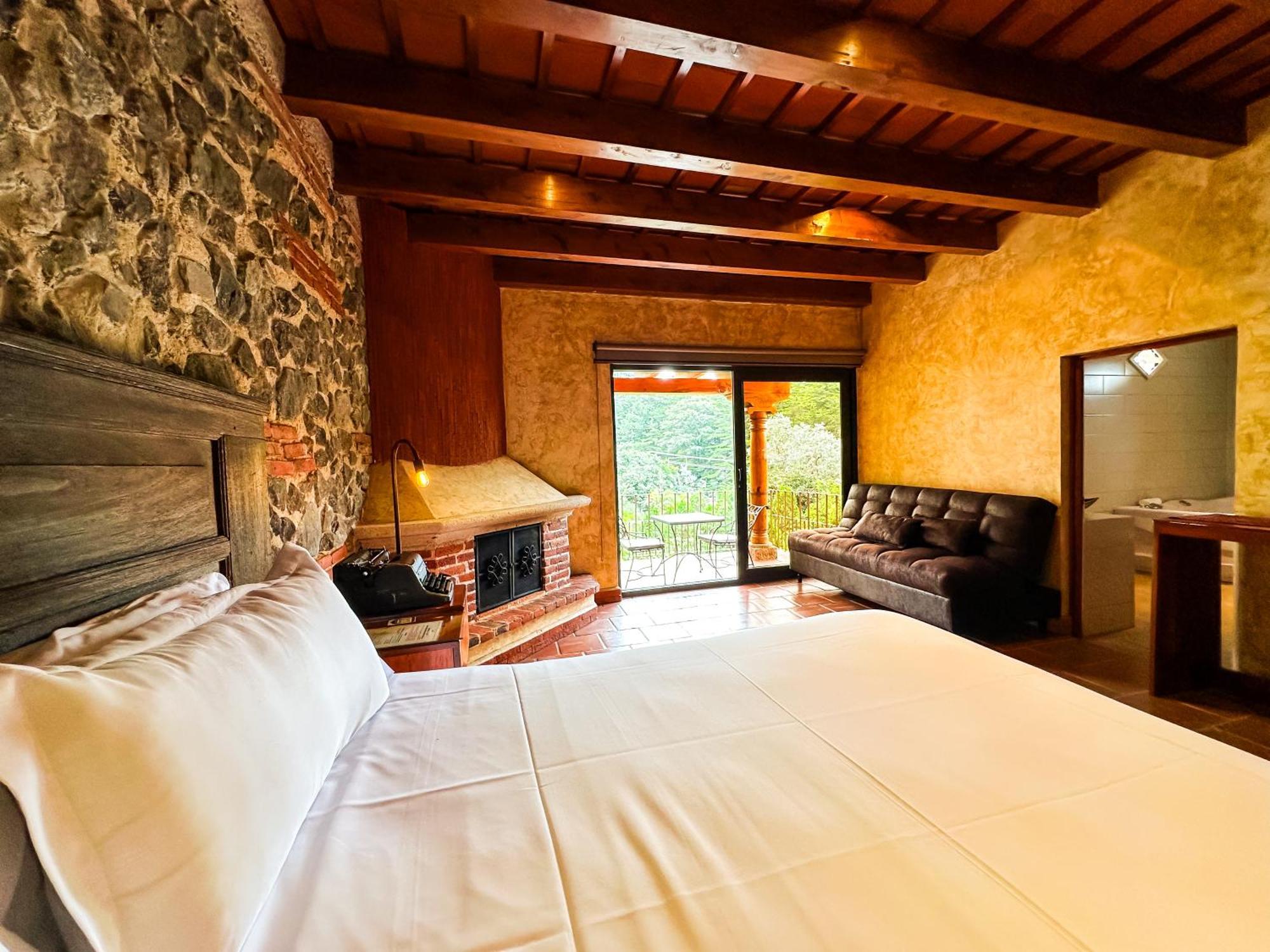 Le Suisse Spa Santa Lucia Milpas Altas Exterior photo
